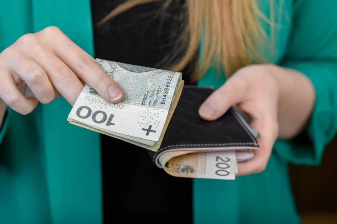 Dowiedz się w jakich odstępach czasu możesz dawać darowizny - zasady i limity