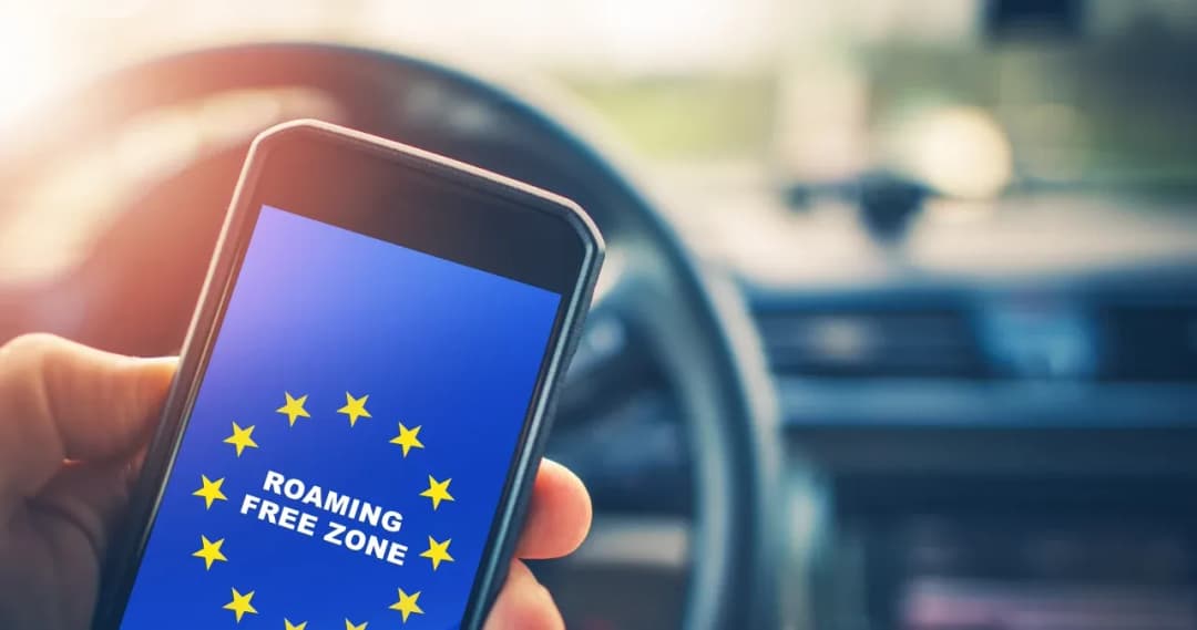 Jak szybko włączyć roaming w Play bez dodatkowych opłat i przykrych niespodzianek